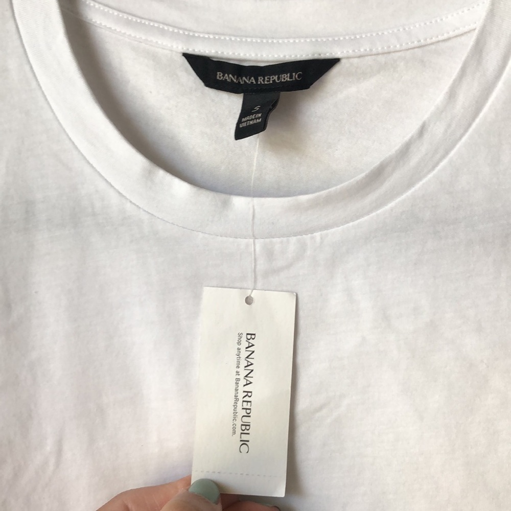 🛍️ Banana Republic Ruffle Top - Picture 4 of 6